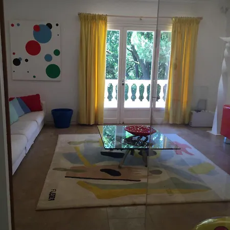 Rainbow Centre De Tropez Proche Des Plages 쎙뜨호뻬